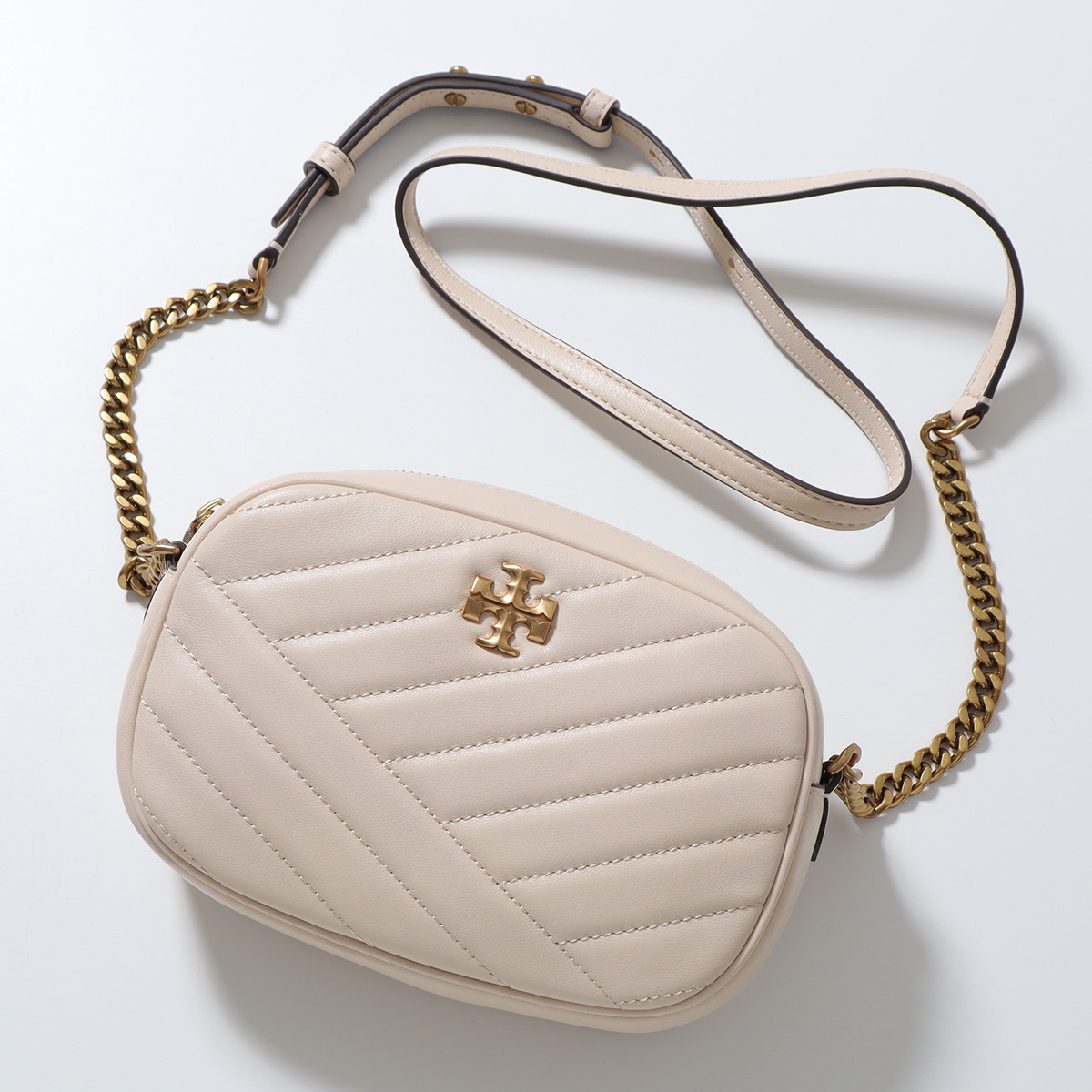 TORY BURCH（トリーバーチ） ショルダーバッグ KIRA CHEVRON CAMERA