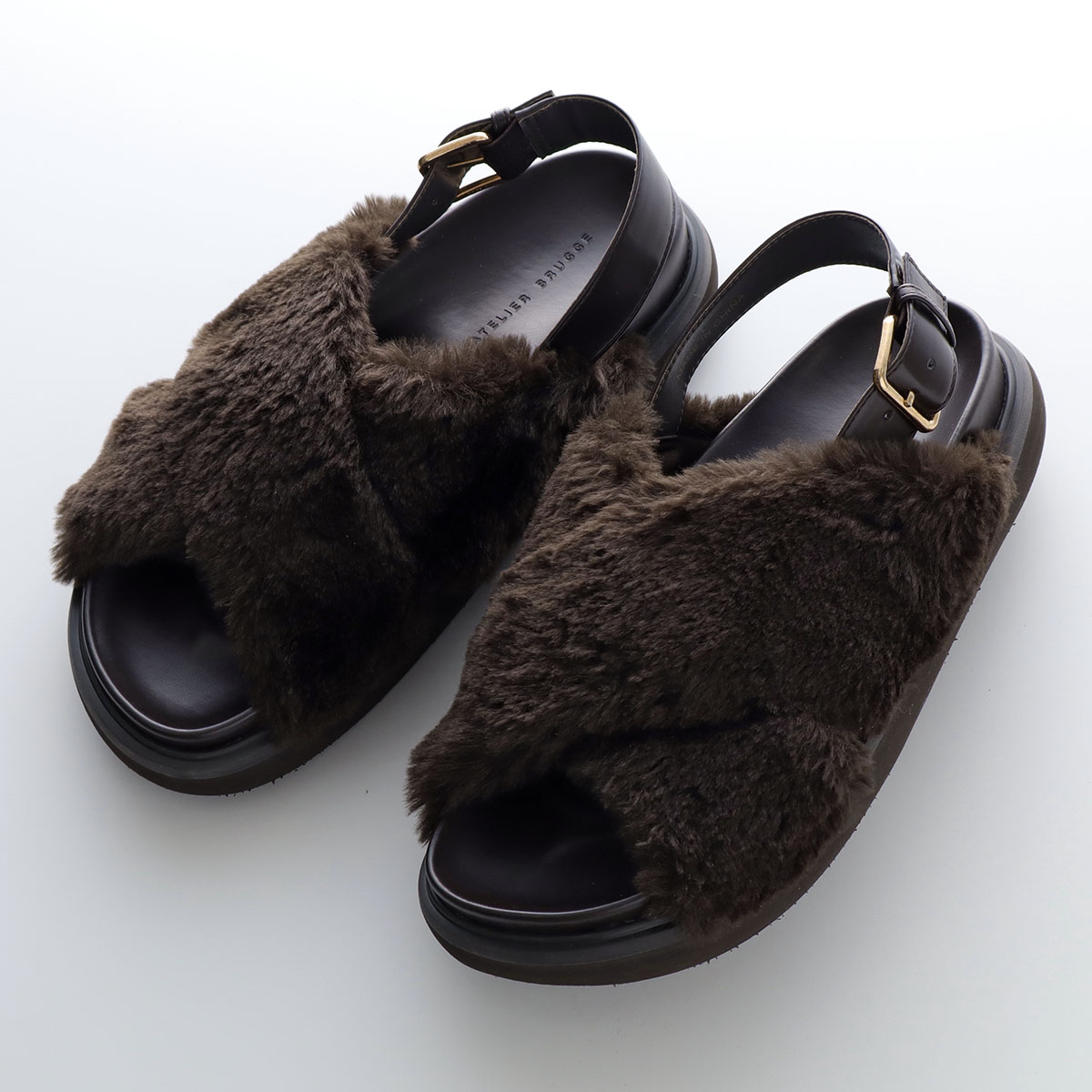 ATELIER BRUGGE アトリエブルージュ サンダル Fur cross sandals 26KS