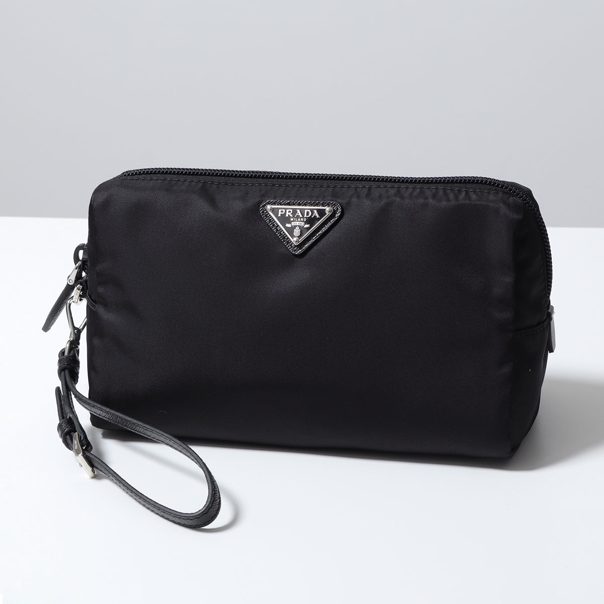 PRADA（プラダ） ポーチ Re-Nylon リナイロン 1NS693 R067 レディース