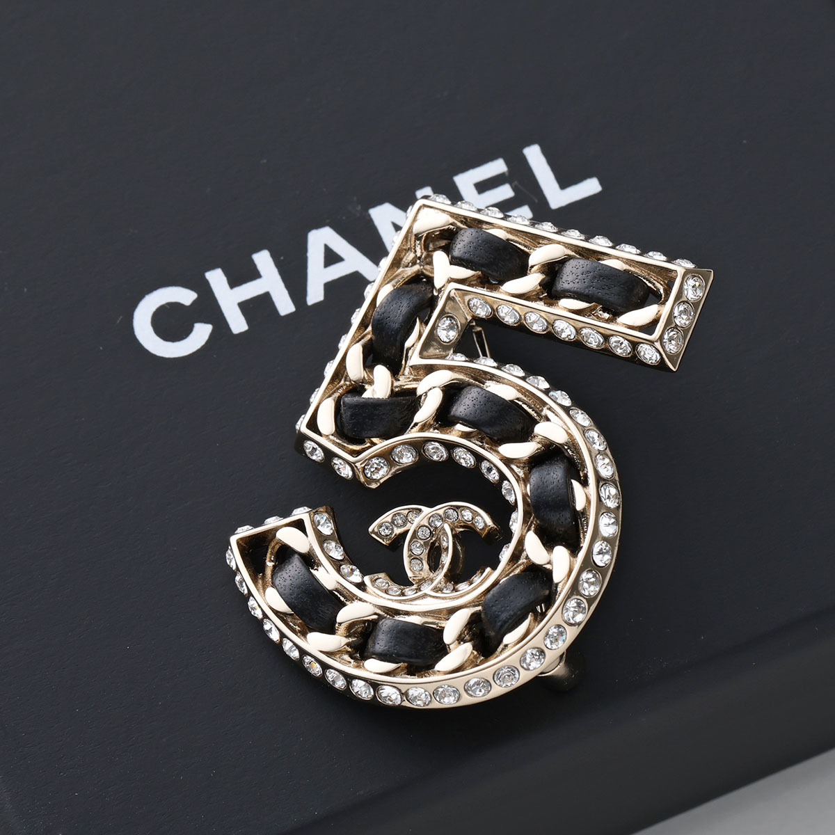 CHANEL レディースブローチ｜レディースアクセサリー｜ファッション