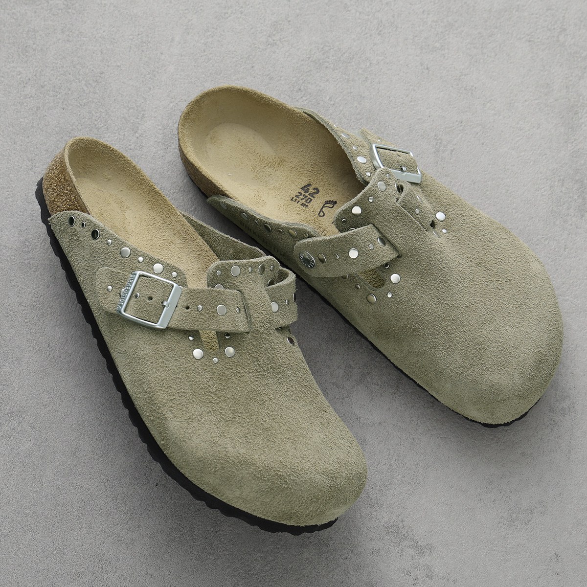 BIRKENSTOCK（ビルケンシュトック） サンダル Boston Rivet Border