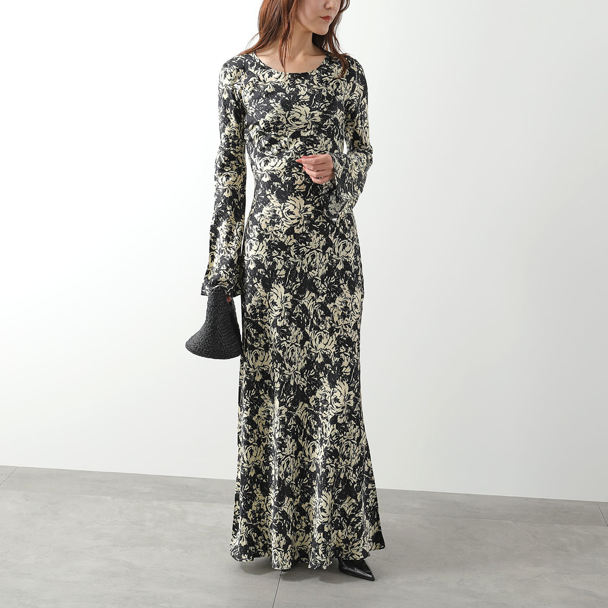 GANNI（ガニー） ワンピース Printed Satin Maxi Dress F9200