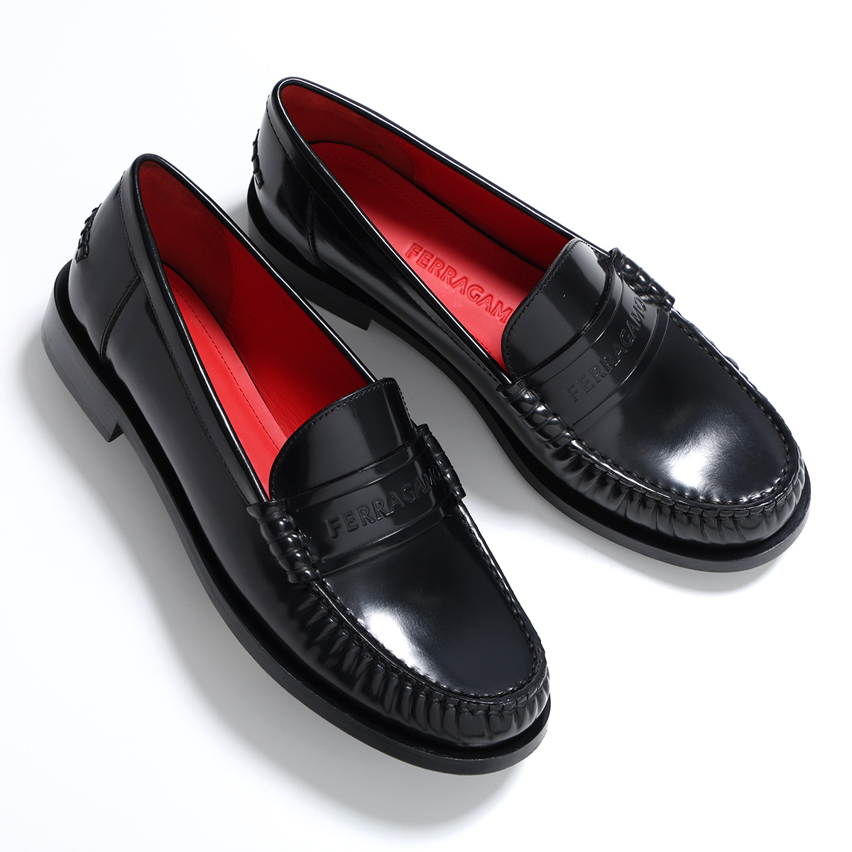 フェラガモ　ローファー③ 美品　サイズ6と1/2 EE FERRAGAMO（フェラガモ） ローファー IRINA イリナ 763989 レディース