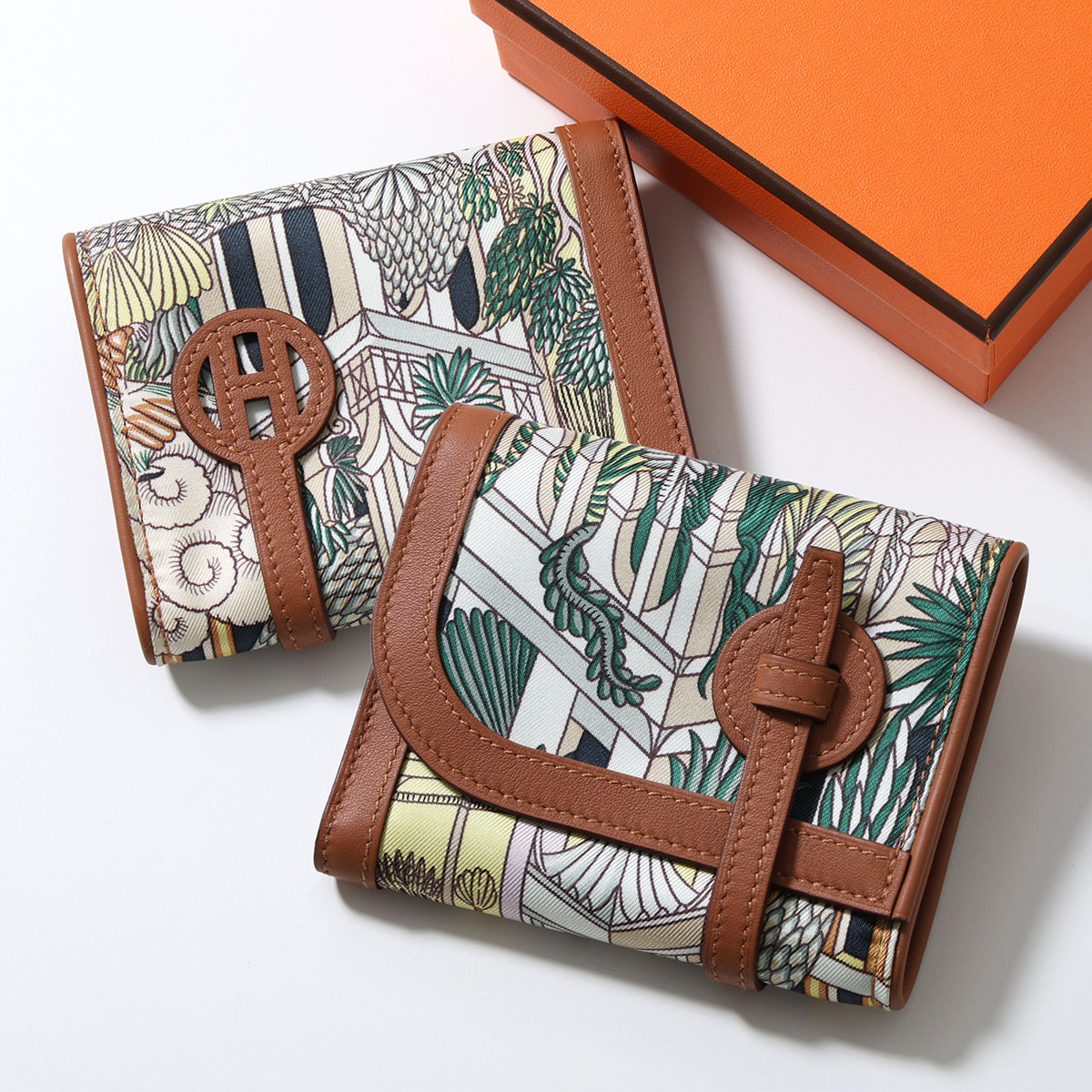HERMES（エルメス） 二つ折り財布 アヴェックソワ コンパクト Avexois