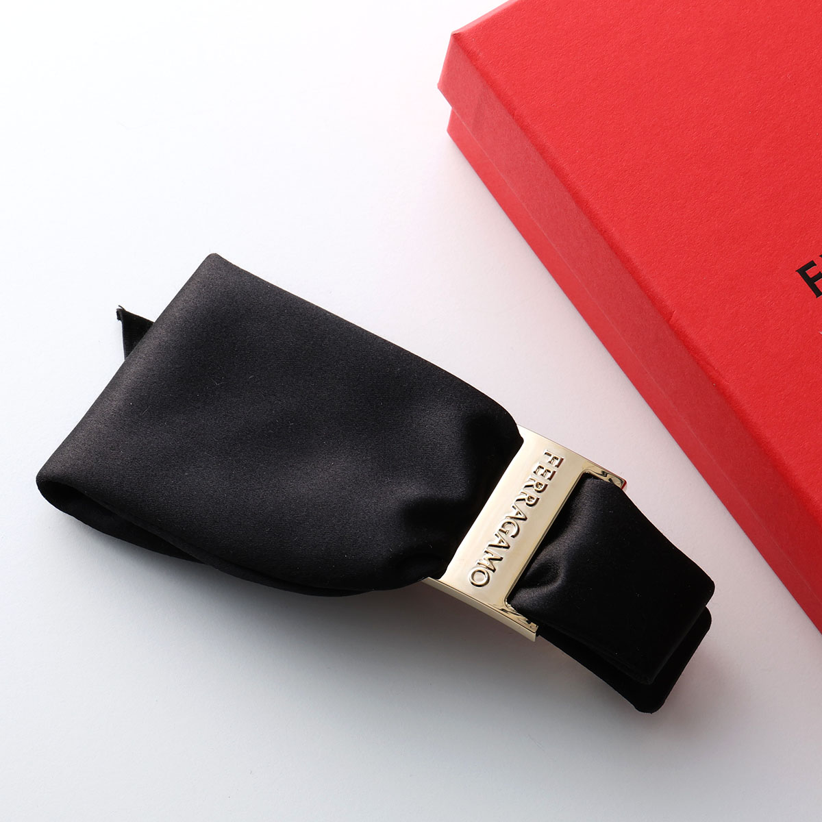 FERRAGAMO（フェラガモ） バレッタ VARA ヴァラ 340392 765288
