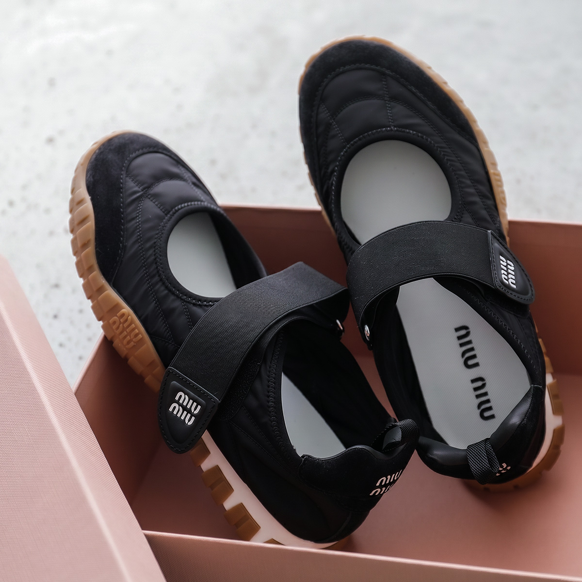 miu miu レディーススニーカー｜シューズ｜ファッション 通販 - Yahoo
