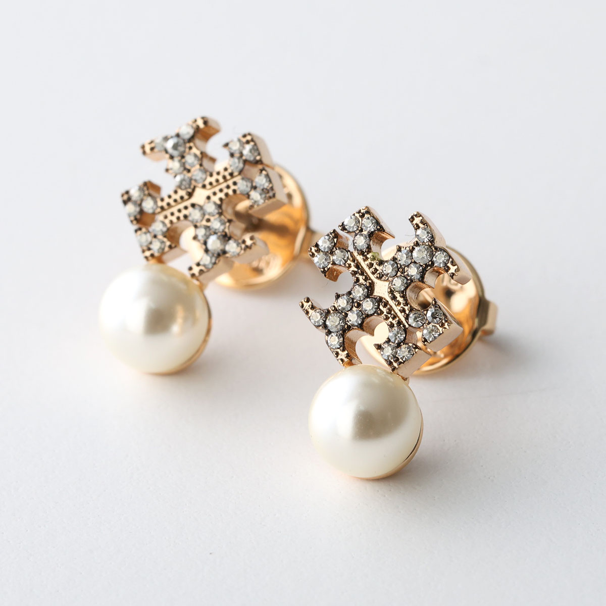TORY BURCH（トリーバーチ） ピアス MOONDANCE ムーンダンス ロゴ