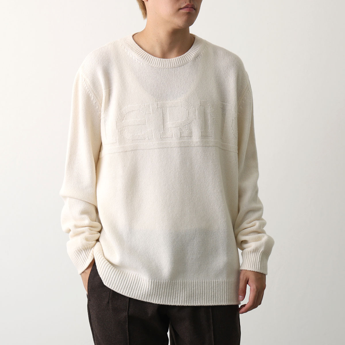 HERNO（ヘルノ） セーター MG000192 70100 メンズ エンボスロゴ クルー