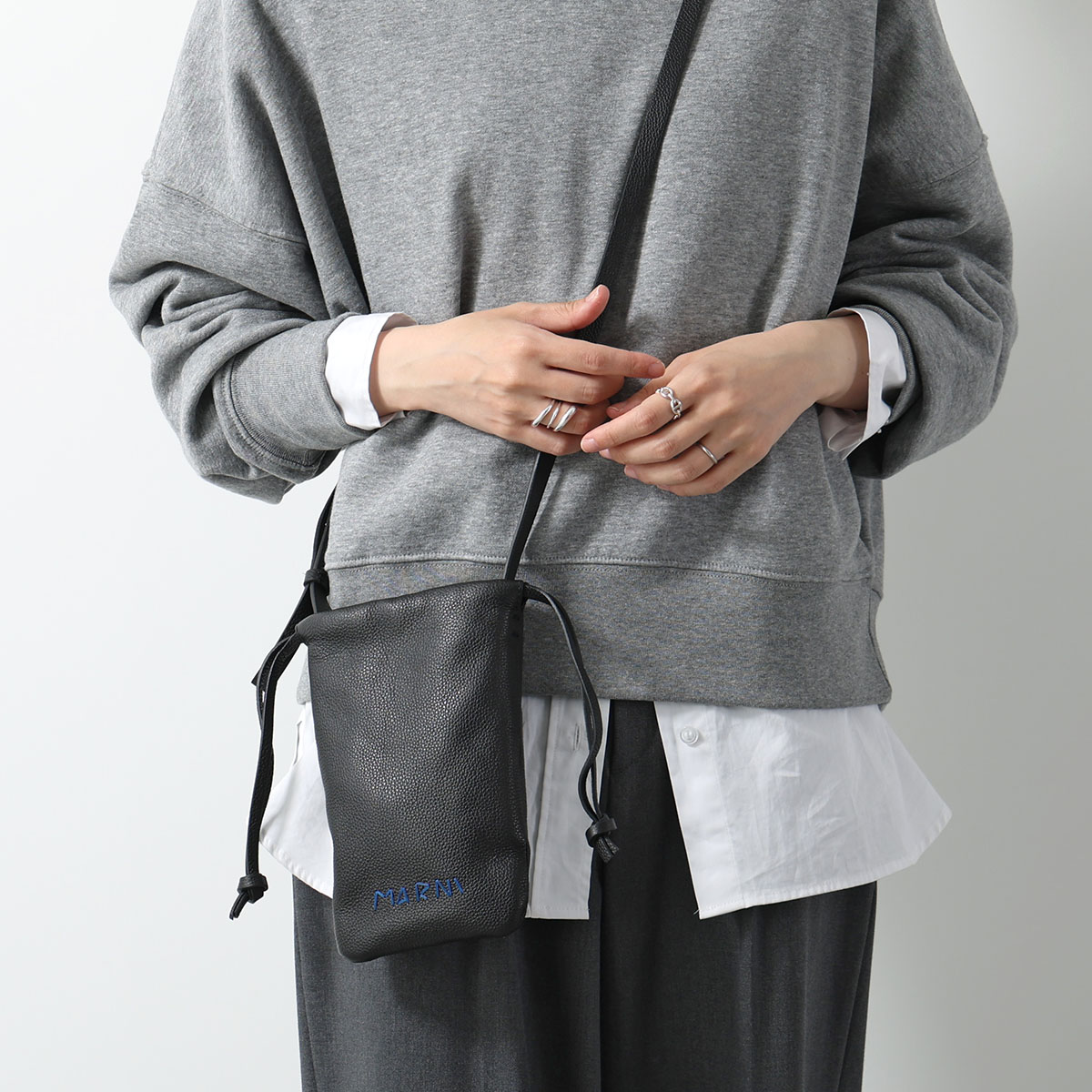 MARNI（マルニ） フォンケース TEMI0022U0 P6533 レディース スマホ