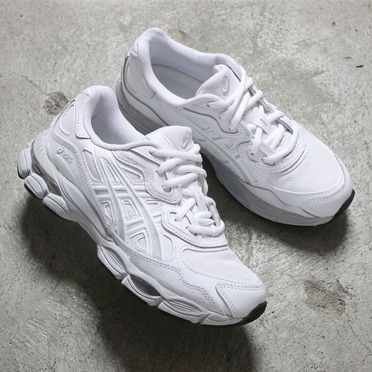 ASICS（アシックス） スニーカー GEL-NYC 1203A280-102 レディース