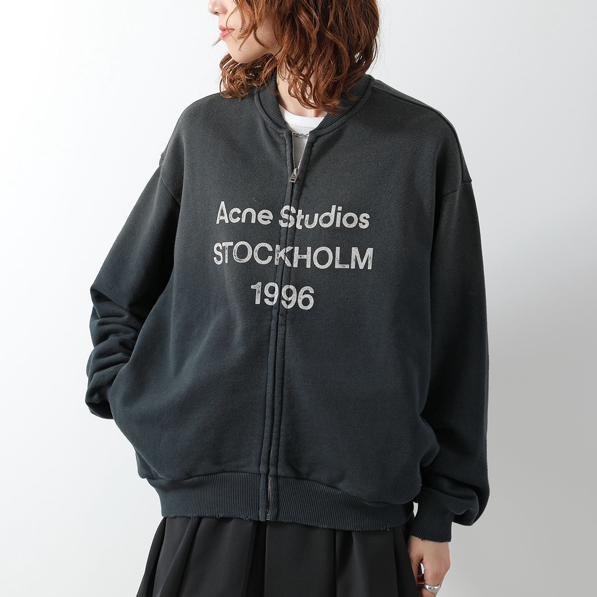 ⭐️Acne Studios ★黒 #穴あき#トレーナー 新品未使用⭐️ インポートセレクトmusee - Acne Studios(アクネストゥディオズ
