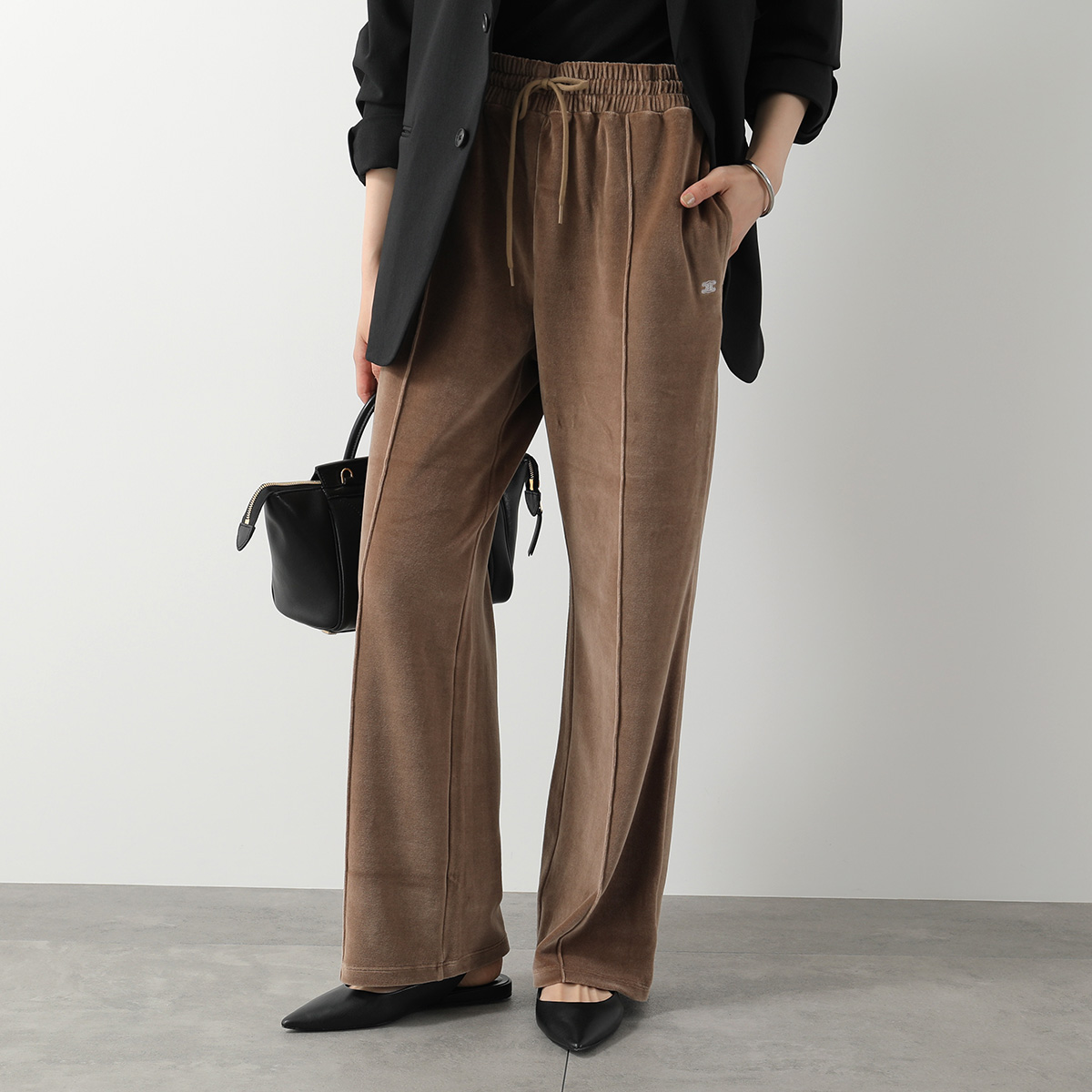CELINE（セリーヌ） ジョガーパンツ RP0T5748Q.19CL レディース