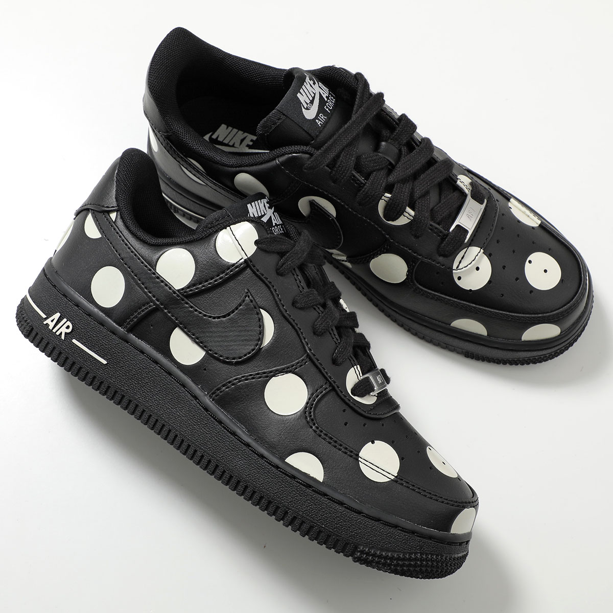 NIKE（ナイキ） スニーカー W AIR FORCE 1 '07 エア フォース IR8647