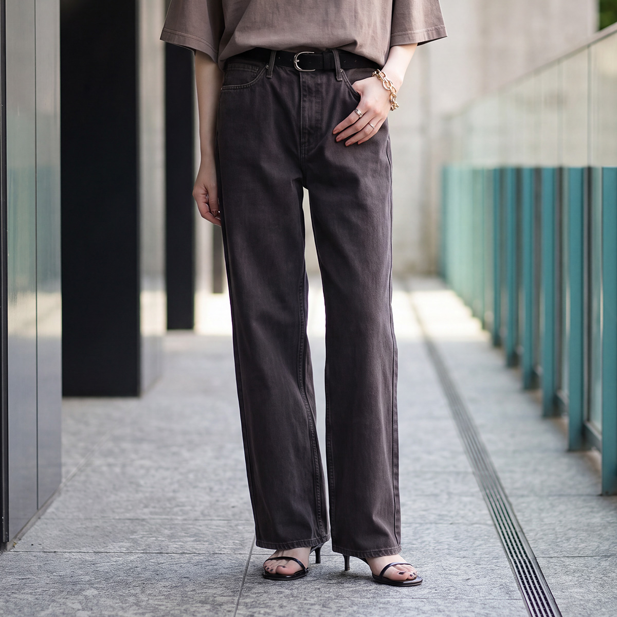 upperhights（アッパーハイツ） ジーンズ THE NIECE MID-RISE ザ