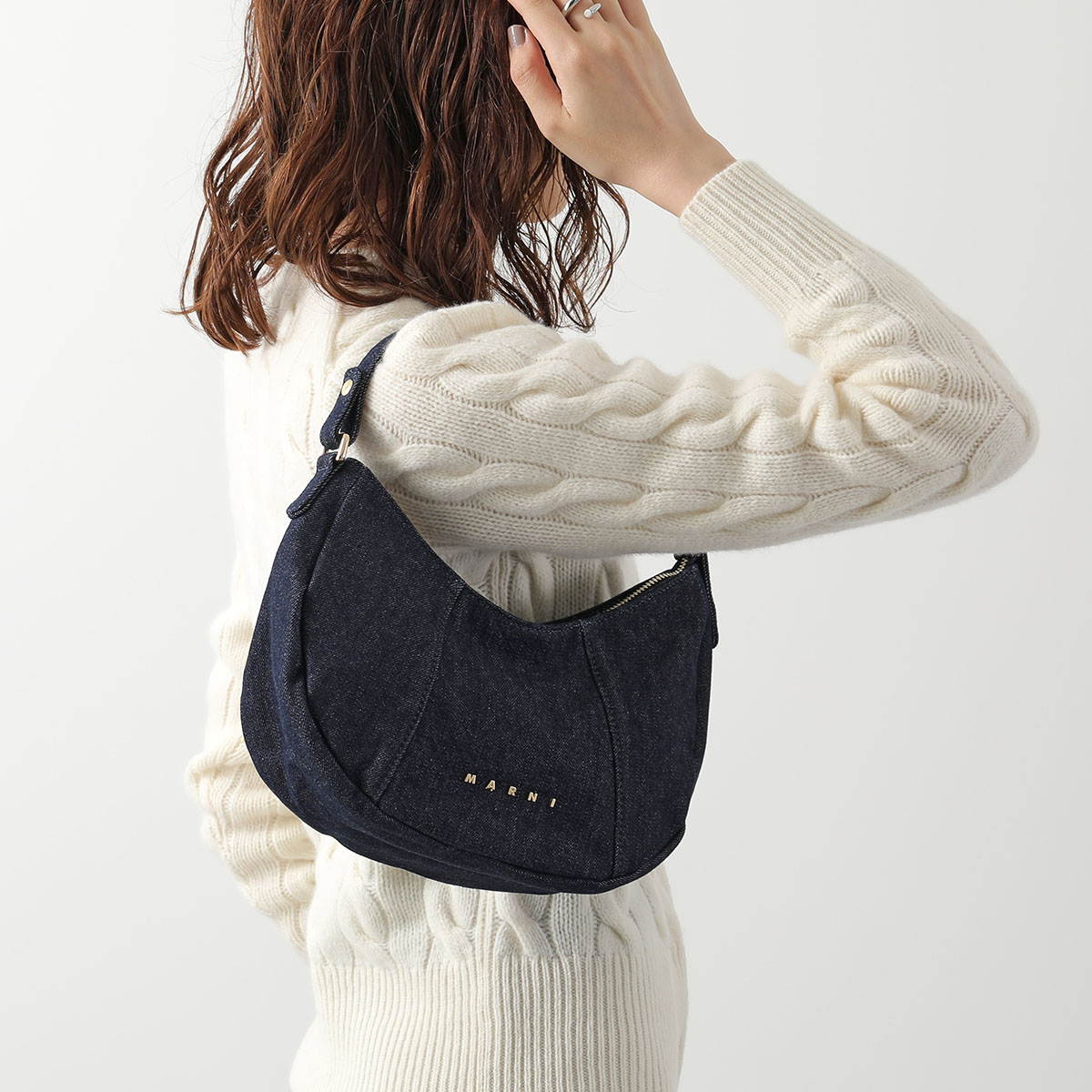 【新作】MARNI マルニ ハンドバッグ　肩掛けOK ロゴ　デニム MARNI（マルニ） MARNI KIDS キッズ ハンドバッグ KANGA BAG DENIM