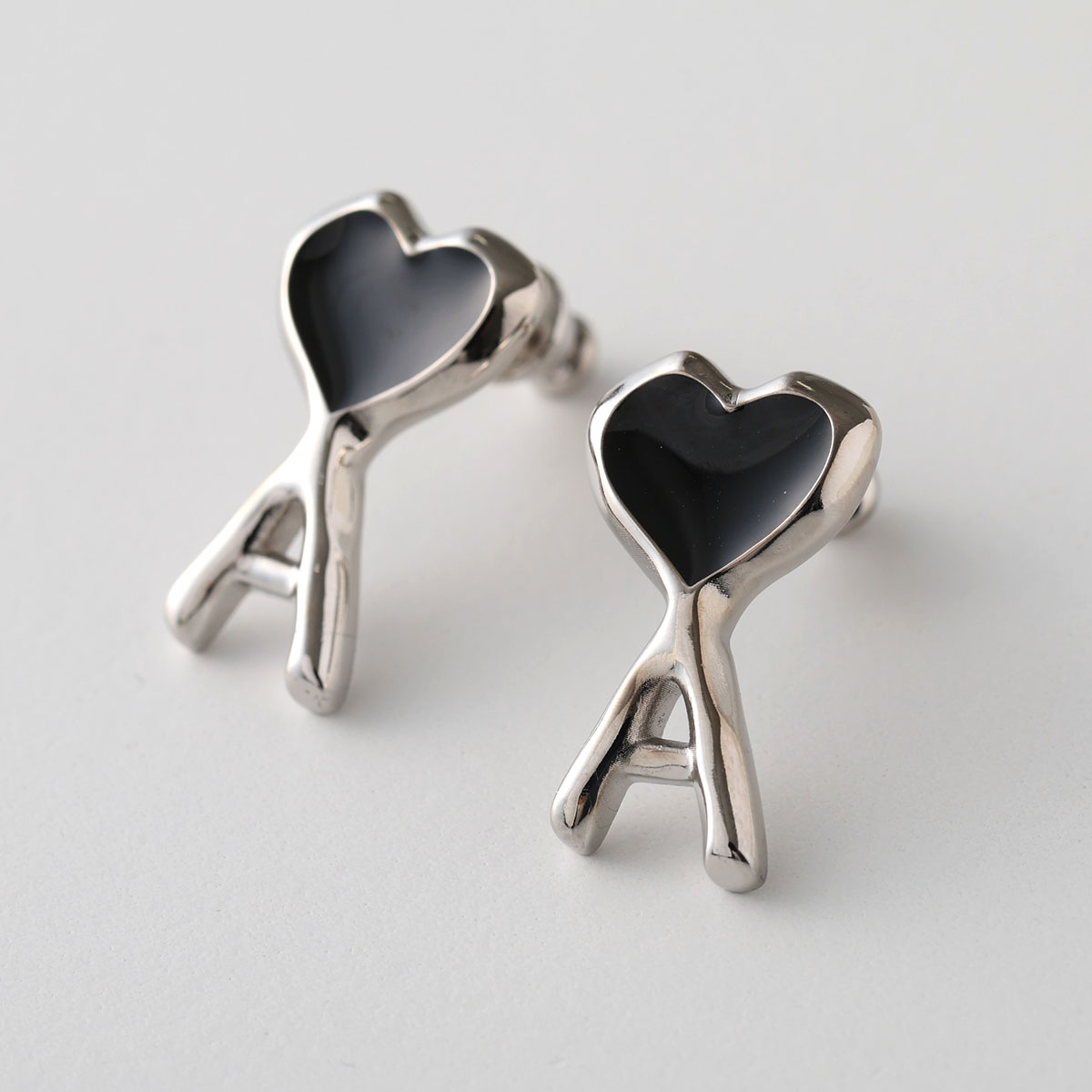 ami alexandre mattiussi ハート ピアス 片耳用 AMI Alexandre Mattiussi ami paris アミパリス ピアス Ami de Coeur