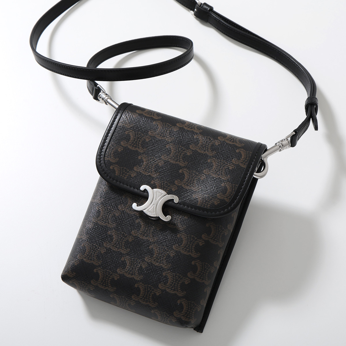 CELINE トリオンフ キャンバス ショルダーバッグ CELINE（セリーヌ） ショルダーバッグ VERTICAL POUCH バーティカル