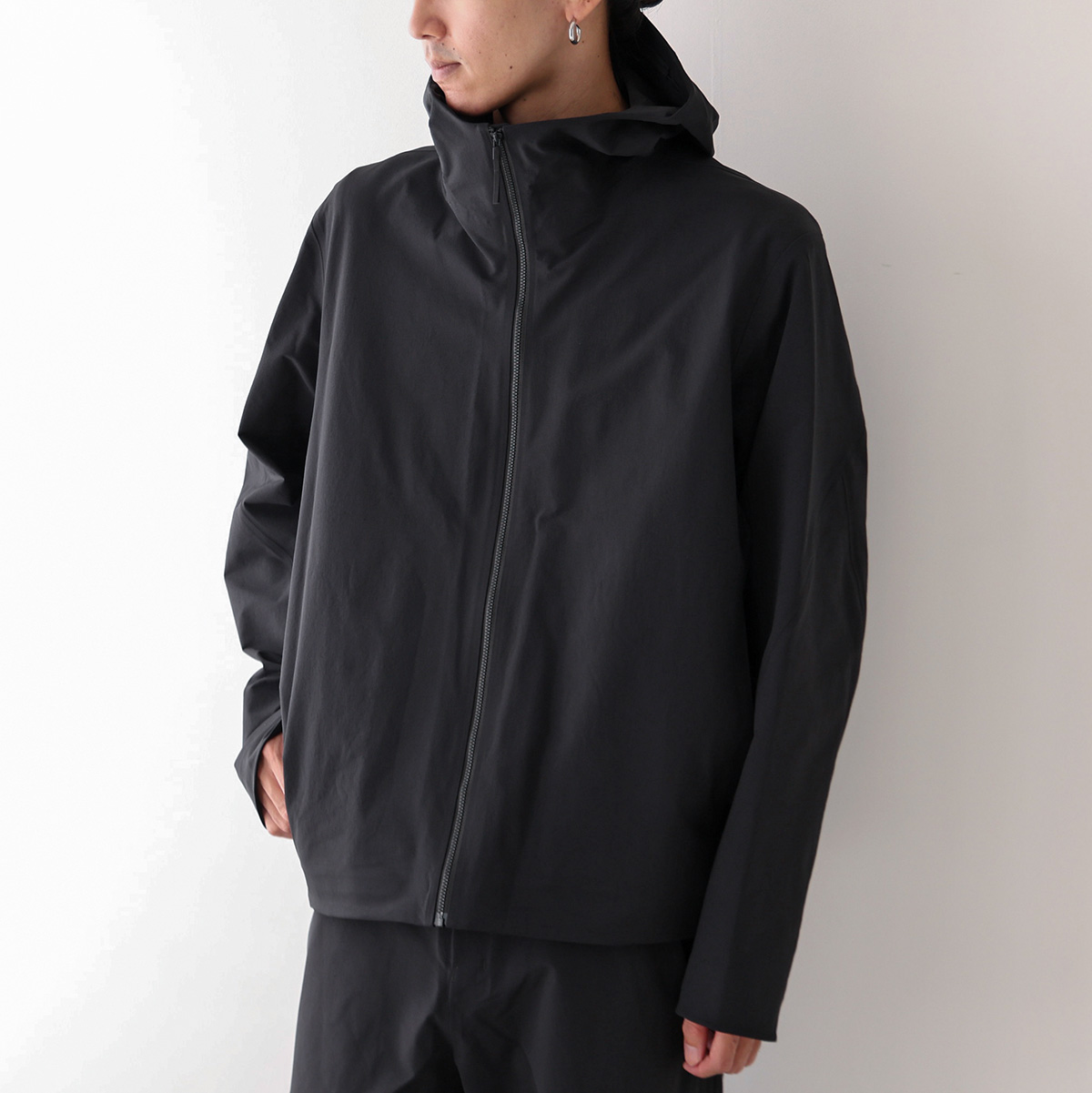 アークテリクス　ヴェイランス　アイソゴンジャケット　メンズS　黒 ARC'TERYX VEILANCE（アークテリクス ヴェイランス） アークテリクス