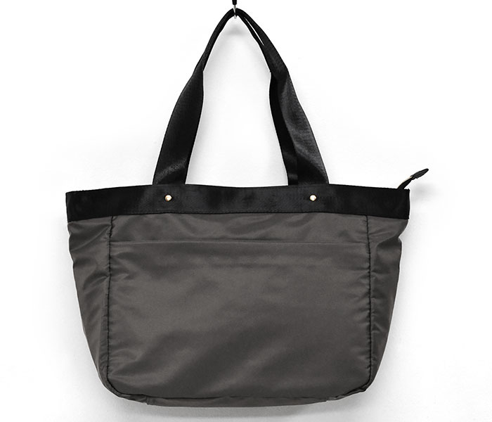 A4可 美品 PELLE MORBIDA ナイロン トートバッグ 黒 大容量 A4可 美品 PELLE MORBIDA ナイロン トートバッグ 黒 大容量
