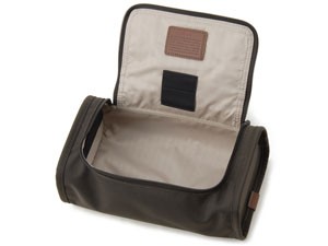 TUMI（トゥミ） チュミ トラベルキット ポーチ 22190-ESH 新品 : s