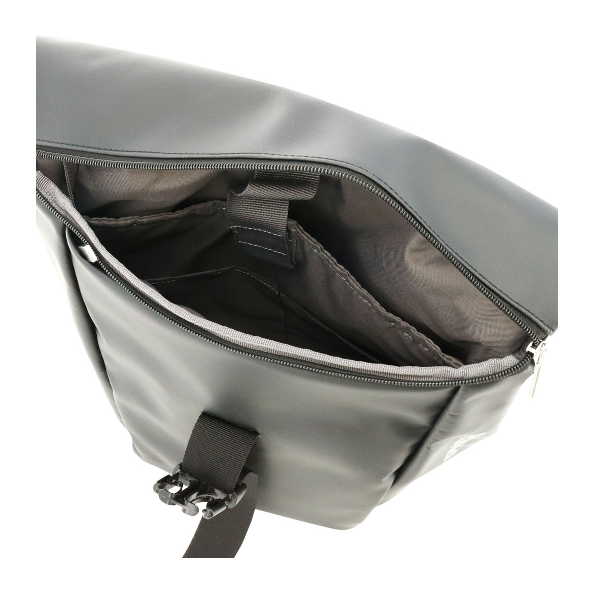 BREE（ブリー） リュック A4 メンズ PUNCH92リュックサック バック