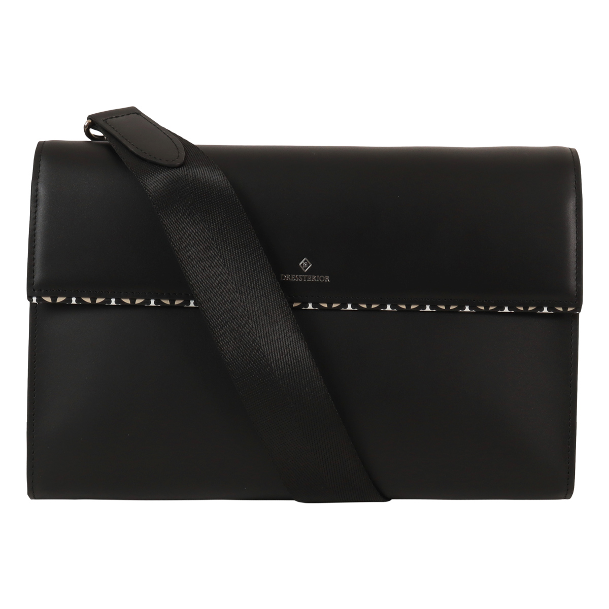 DRESSTERIOR（ドレステリア） ショルダーバッグ クラッチバッグ