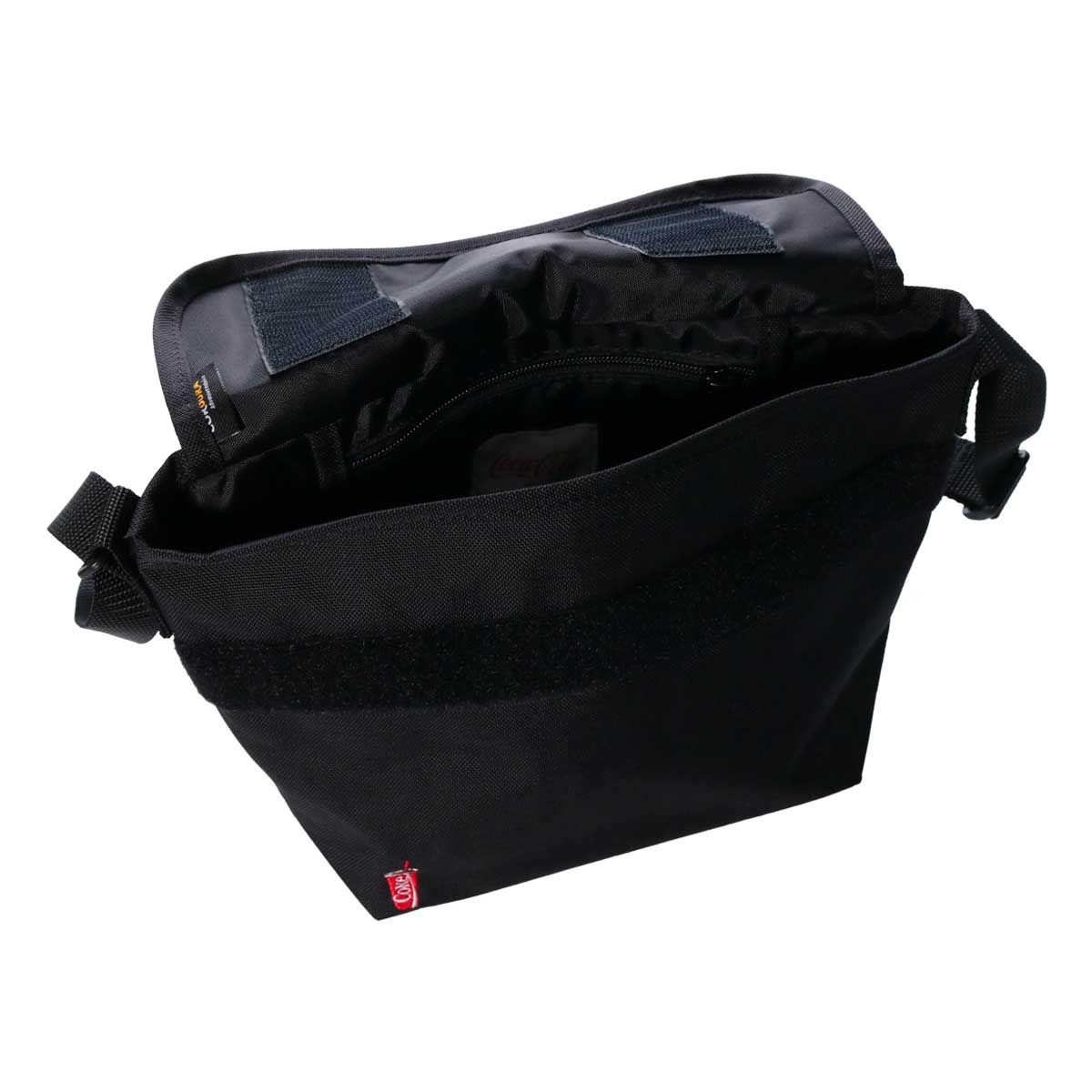 【レビュー投稿で+5％還元】マンハッタンポーテージ ショルダーバッグ Coca-Cola コカ・コーラ 横型 メンズ レディース MP1603BPCOKE Manhattan Portage クリスマス_mp クリスマス_wp Manhattan Portage（マンハッタンポーテージ） ショルダーバッグ Coca