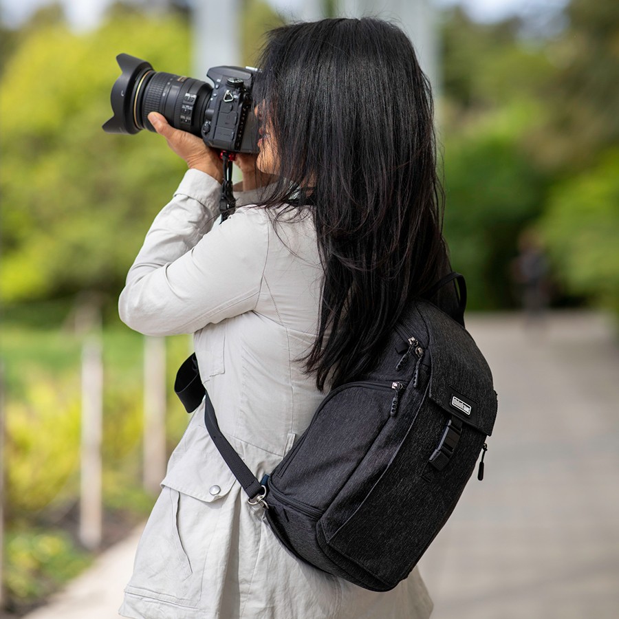 シンクタンクフォト (thinkTANKphoto) アーバンアクセス8 スリングバッグ (Urban Access Sling Bag)