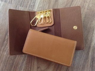 【J.cuir】【キーケース】ビゾンテ(フルタンニンオイルヌメ革)×バレンシア(オイルシュリンク革)　ファスナー小銭入れ付キーケース 得トク0706 |  | 01