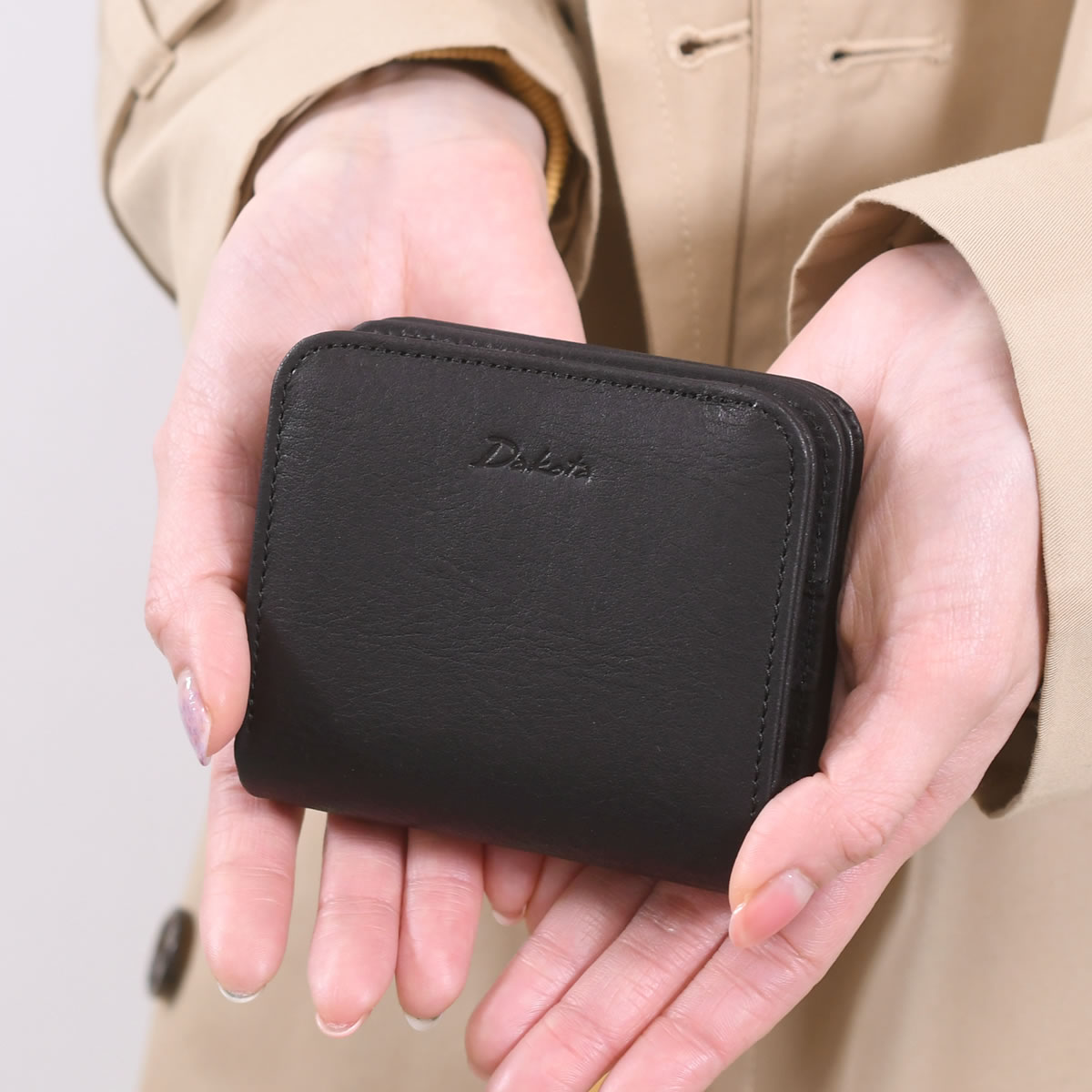 Dakota ダコタ 財布 レディース 小さめ 本革 二つ折り財布 Dakota ダコタ 財布 レディース 小さめ 本革 二つ折り財布