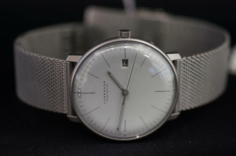 ちょんJUNGHANSチタン 電波時計 マックス・ビル JUNGHANS ユンハンス max bill mega solar メガ