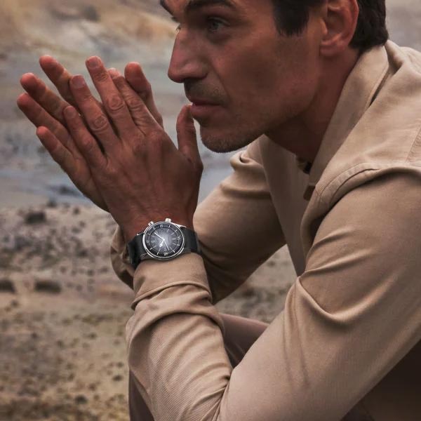 LONGINES Legend 手巻き時計 シルバー LONGINES MASTER COLLECTION MOONPHASE 自動巻、ステンレス