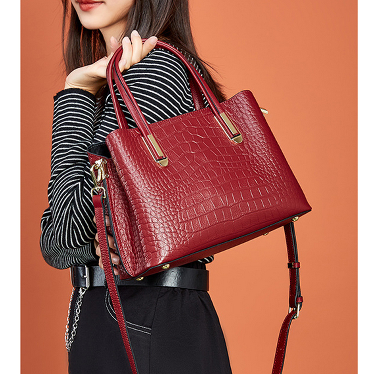 クロコダイル 押し型レザー ハンドバッグ レディース 2way 本革 革 黒
