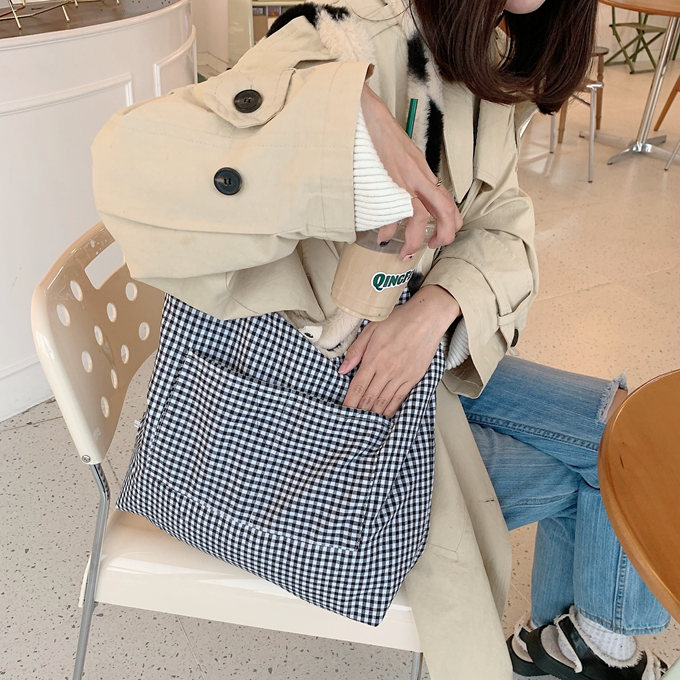 ハートファーのバッグ☆ ジョリーフルール TONE SELECT GOODS（トーンセレクトグッズ）の「Liaa/ ハート柄ファー