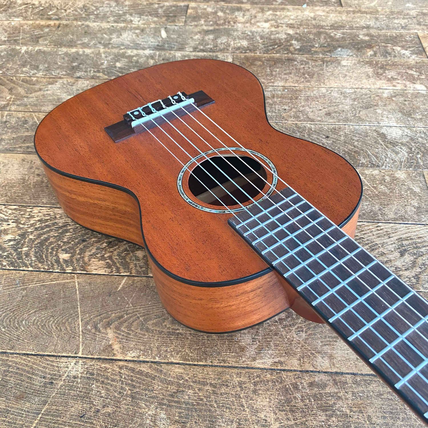 S.Yairi ウクレレギター YU-GT-01 単品〔ソフトケース付属〕〔 ヤイリ