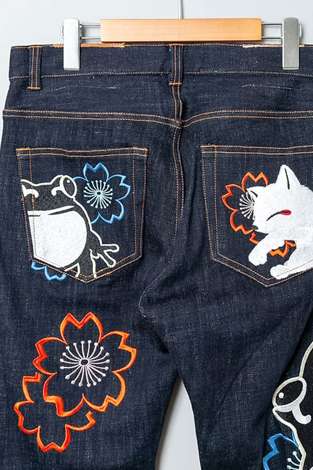 参丸一×今昔 蛙×狐照れ隠しデニムパンツ 参丸一 SM-30843 和柄 刺繍