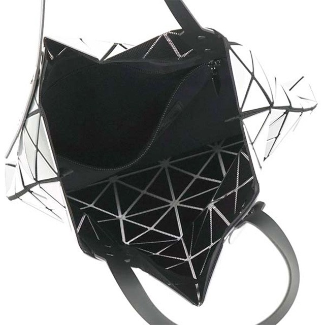 BAO ISSEY MIYAKE バオバオ イッセイミヤケ バッグ BAOBAO