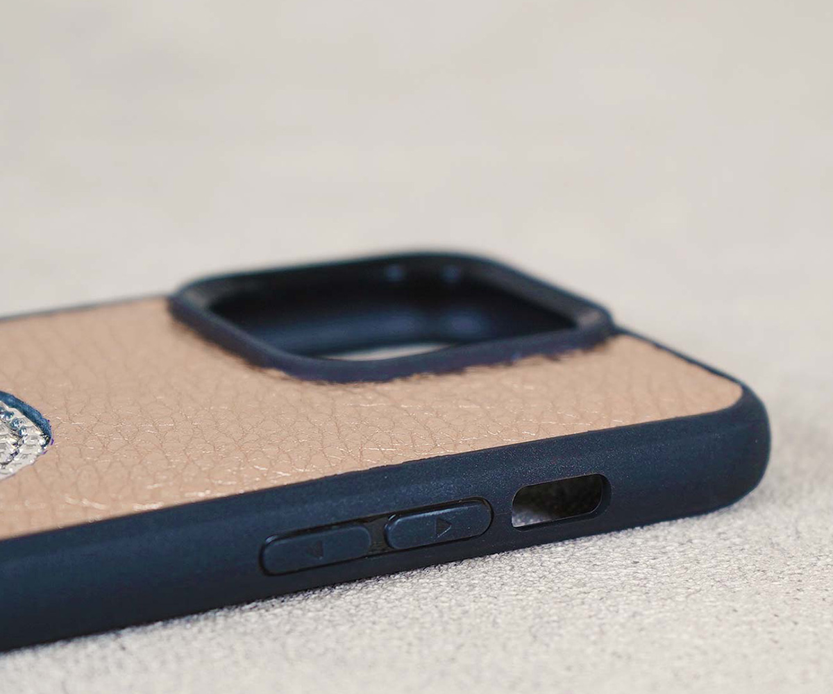 SALON DE ALFURD TOKYO（サロン・ド・アルファード） スマホケース