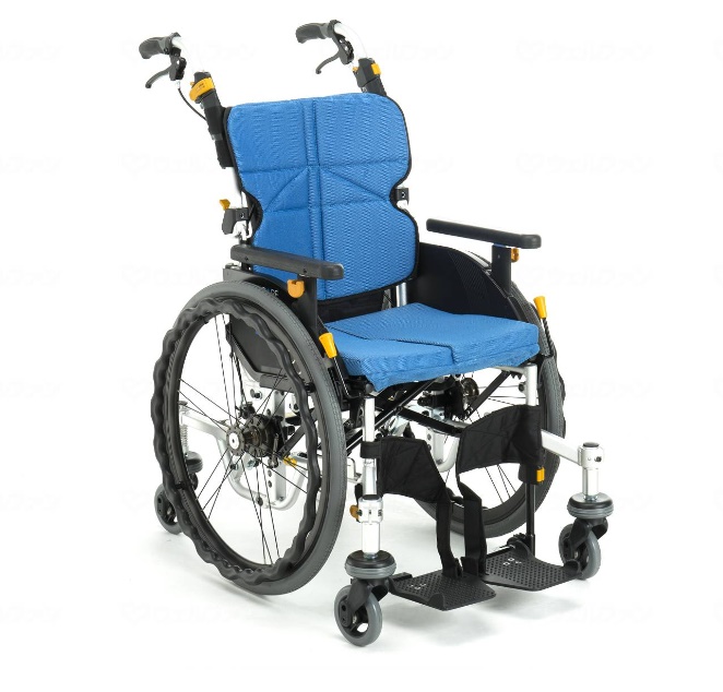 車イス　松永製作所　ネクストコア　くるり　車椅子　グレー MATSUNAGA（マツナガ） 車椅子 軽量 車いす ネクストコア くるり（中床