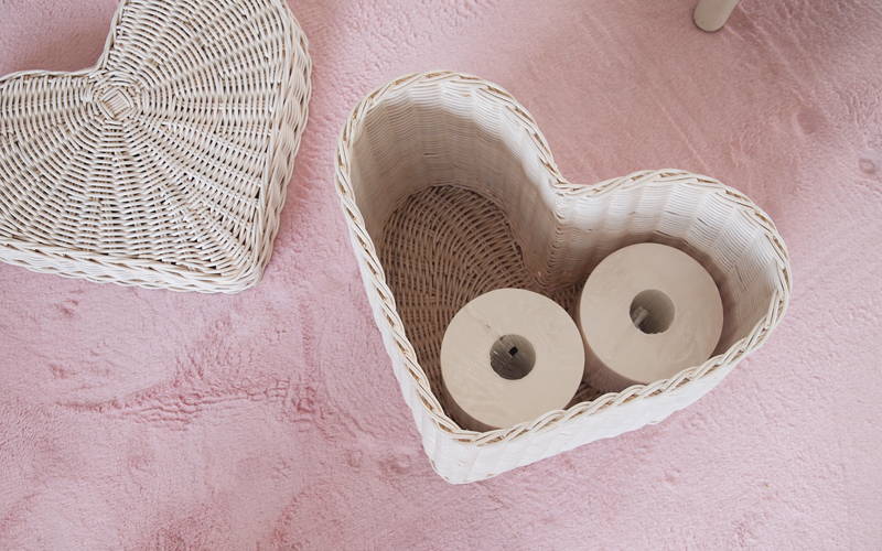 ハートラタン 籐 ハート型バスケット フタ付 ペーパーホルダー fiore 幅31cm
