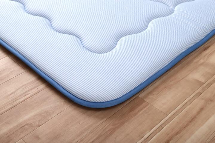 ラグ マット 夏 冷感 極厚 カーペット ひんやり 3畳 約190×240cm 接触冷感 おしゃれ ボリューム ふっくら 厚い 防音 無地 滑り止め 新生活 一人暮らし_1