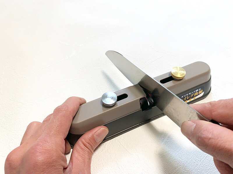 竹内快速鋸 竹内式ハイレグ包丁研ぎ器 T-0216 1個 : 産経ネット