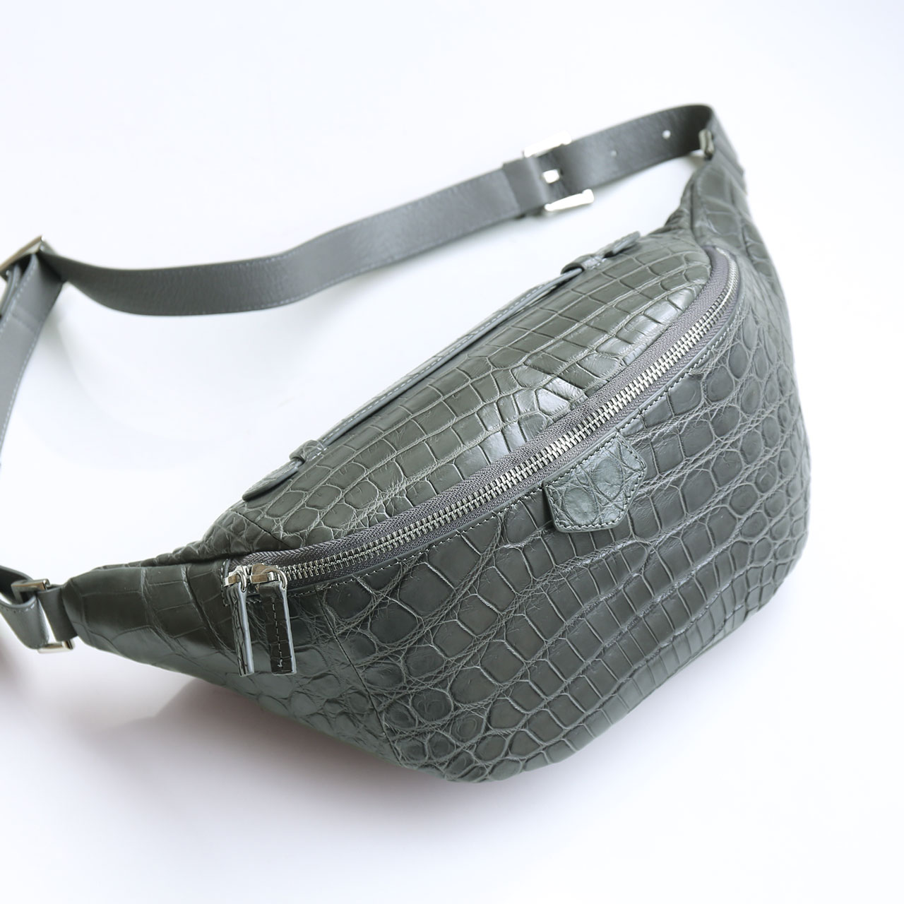 クロコダイル ウエストバッグ マット 加工 ボディバッグ保証書付き 4FA