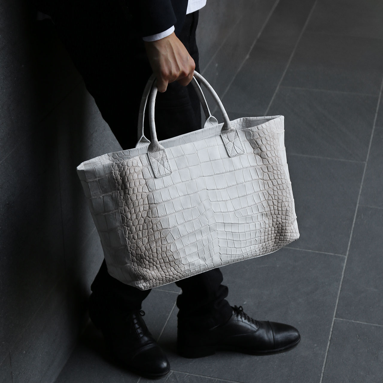 ヒマラヤ クロコダイル メンズ トートバッグ ファスナーポーチ付き センター取り 形が変わる 2way シルエット(06001855-mens-1r) ヒマラヤ クロコダイル メンズ トートバッグ ファスナーポーチ付き