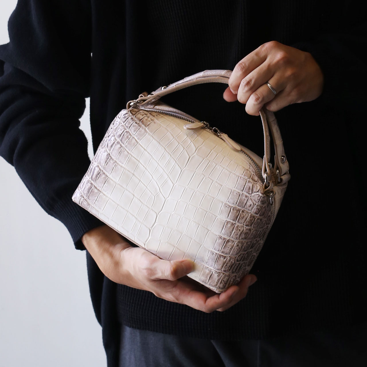 ヒマラヤクロコダイル 2way ハンドバッグ メンズ マット 加工 センター取り 保証書付き(06001926-mens-1r) ヒマラヤクロコダイル 2way ハンドバッグ メンズ マット 加工 センター