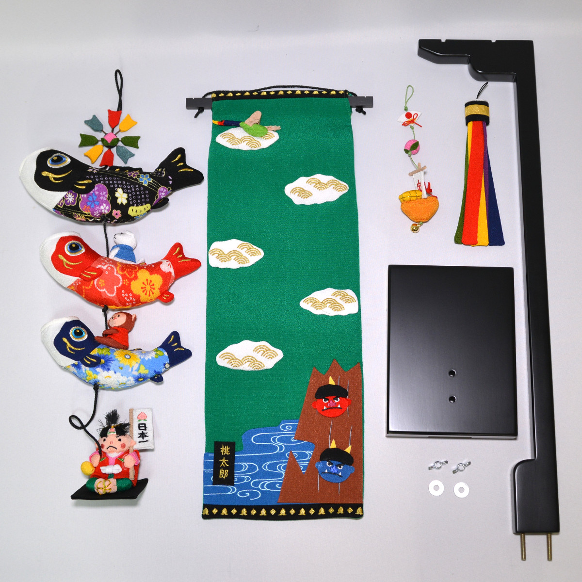 鯉のぼり 室内吊るし飾り 桃太郎こいのぼり 小 : 人形の三信 - 通販