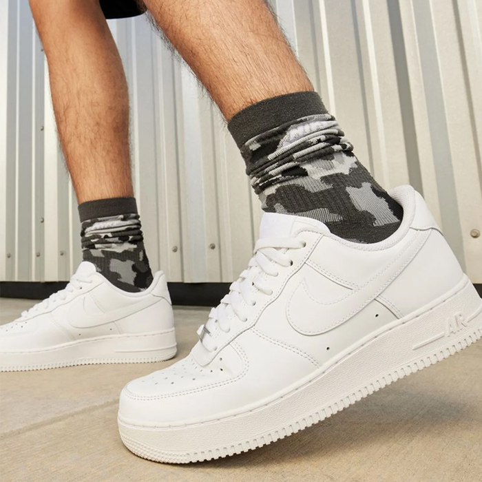 NIKE ナイキ エアフォースワン スニーカー メンズ シューズ 白