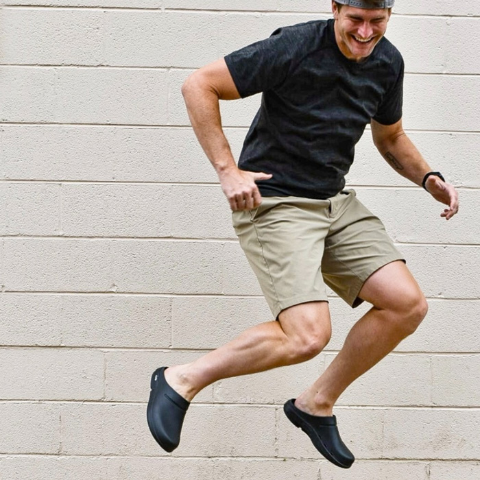 OOFOS（ウーフォス） OOcloog ウークロッグ スポーツ リカバリー