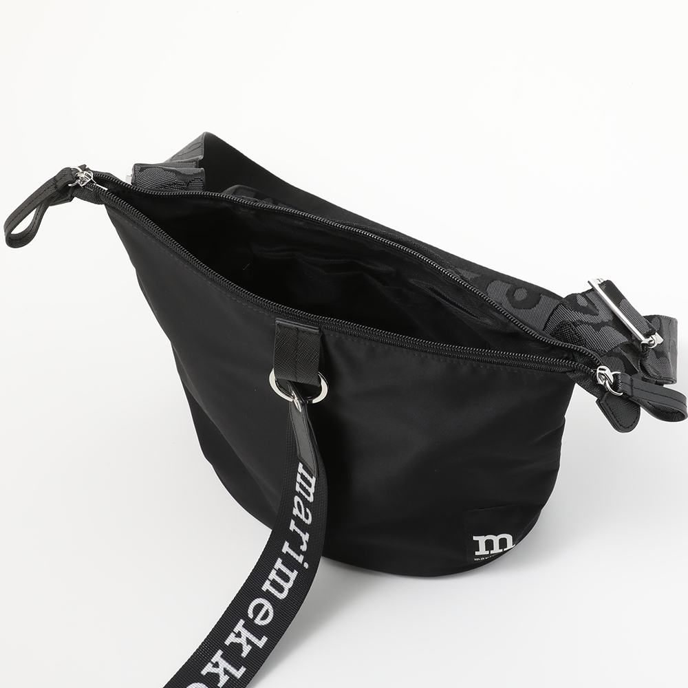marimekko（マリメッコ） 正規品 ショルダーバッグ Carry All Solid