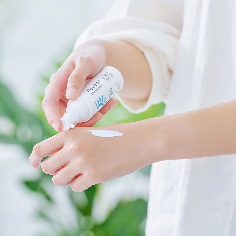 日焼け止め 化粧下地 ナヴィーン ミネラルサンスクリーン SPF50 PA++++